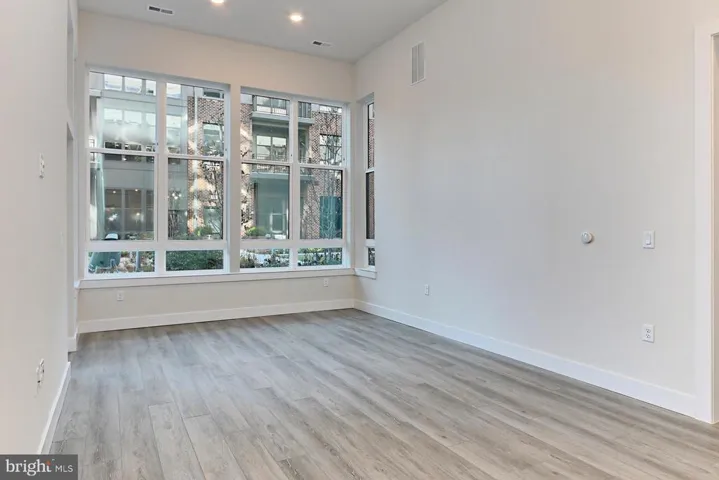 1761 Old Meadow Rd #121, Mclean, Virginia 22102