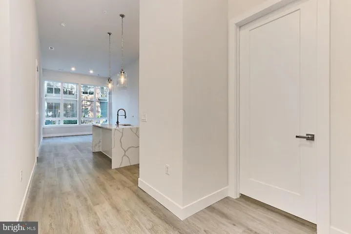 1761 Old Meadow Rd #121, Mclean, Virginia 22102