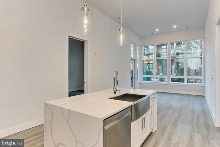 1761 Old Meadow Rd #121, Mclean, Virginia 22102