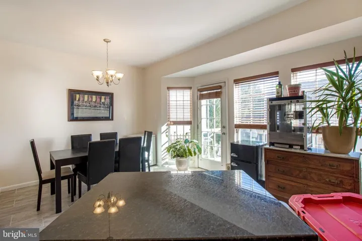 8235 Lamberts Ln, Alexandria, Virginia 22309