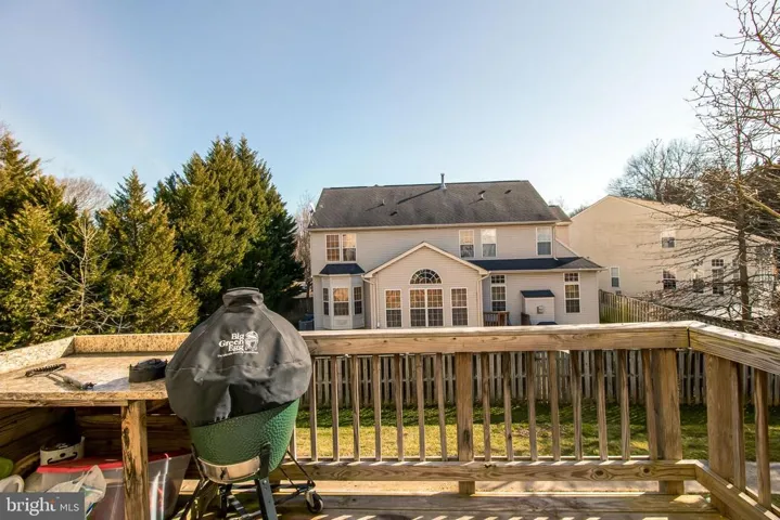 8235 Lamberts Ln, Alexandria, Virginia 22309