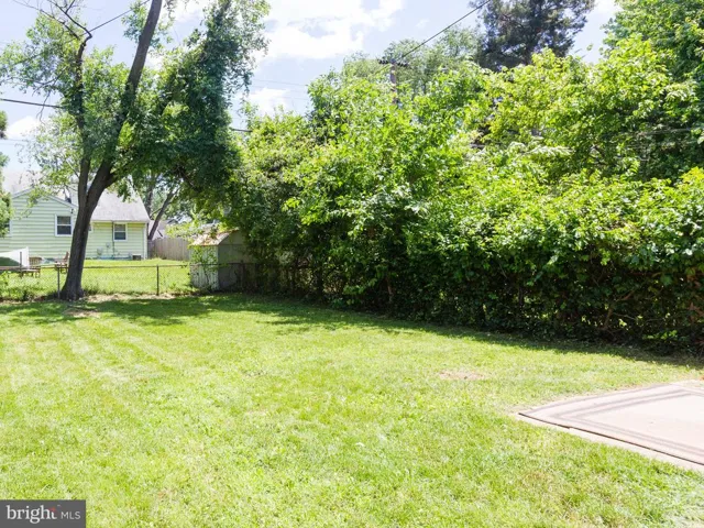 6821 Radcliffe Dr, Alexandria, Virginia 22307