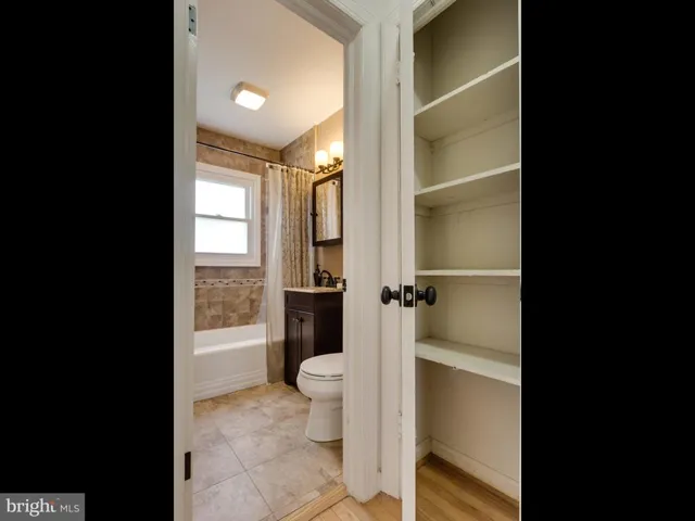 6821 Radcliffe Dr, Alexandria, Virginia 22307