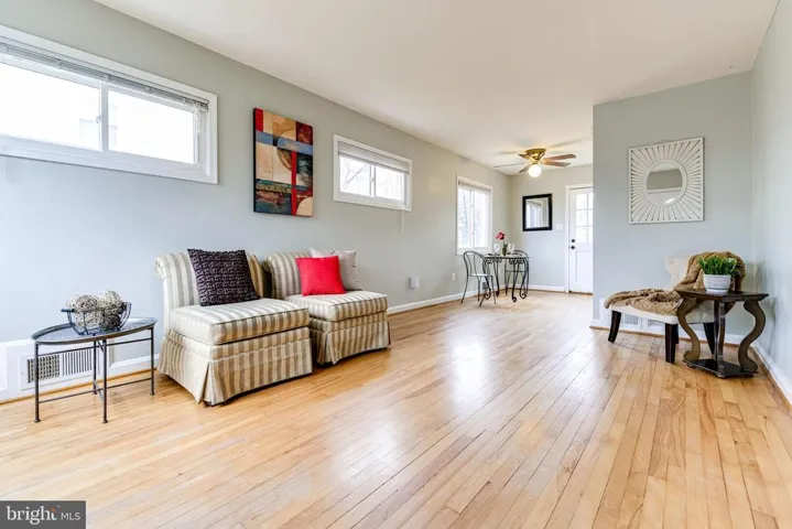 6821 Radcliffe Dr, Alexandria, Virginia 22307
