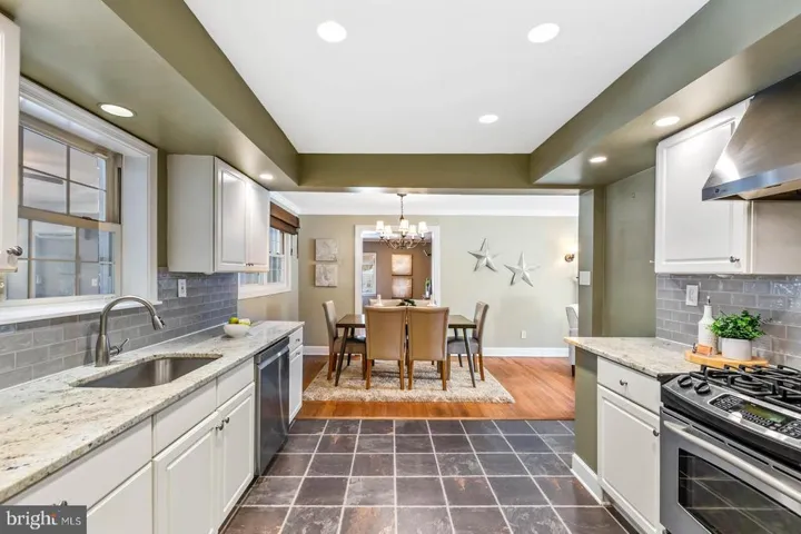 6724 Rolfs Rd, Falls Church, Virginia 22042