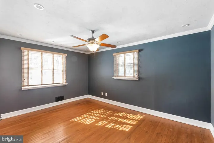 6724 Rolfs Rd, Falls Church, Virginia 22042