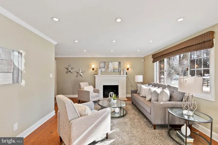 6724 Rolfs Rd, Falls Church, Virginia 22042