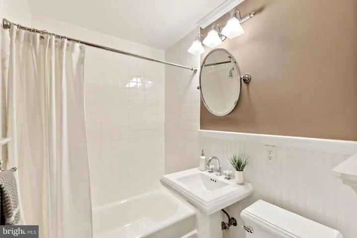6724 Rolfs Rd, Falls Church, Virginia 22042