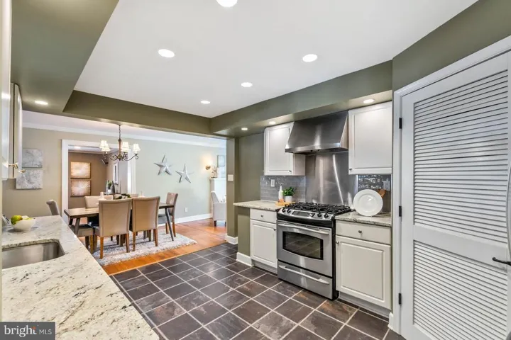 6724 Rolfs Rd, Falls Church, Virginia 22042