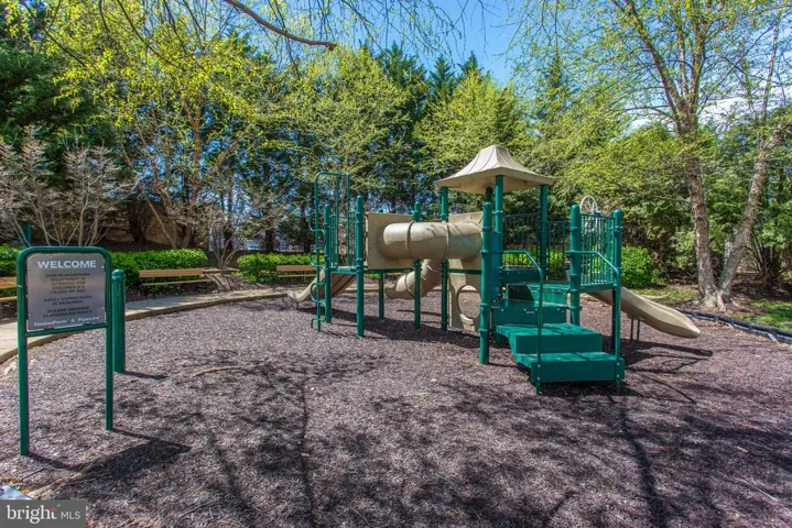 4862 Eisenhower Ave #363, Alexandria, Virginia 22304