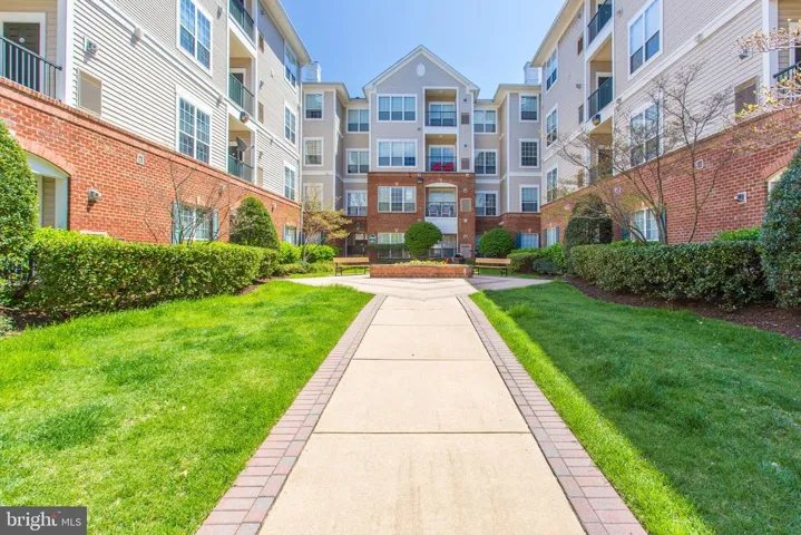 4862 Eisenhower Ave #363, Alexandria, Virginia 22304