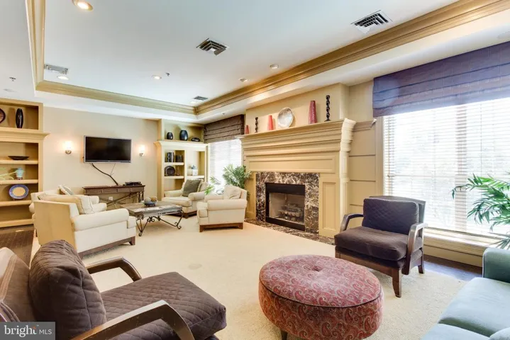 4862 Eisenhower Ave #363, Alexandria, Virginia 22304