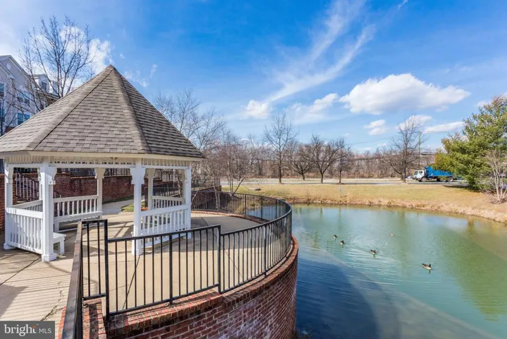 4862 Eisenhower Ave #363, Alexandria, Virginia 22304