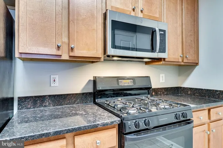 4862 Eisenhower Ave #363, Alexandria, Virginia 22304