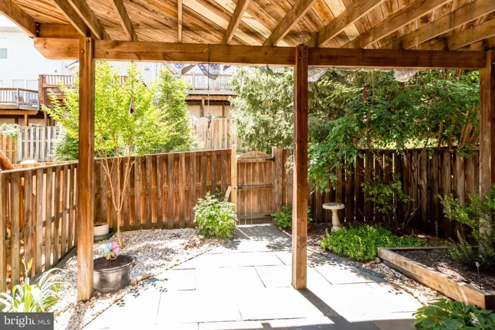 6328 Dunman Way, Alexandria, Virginia 22315