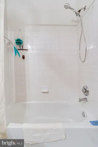 6328 Dunman Way, Alexandria, Virginia 22315