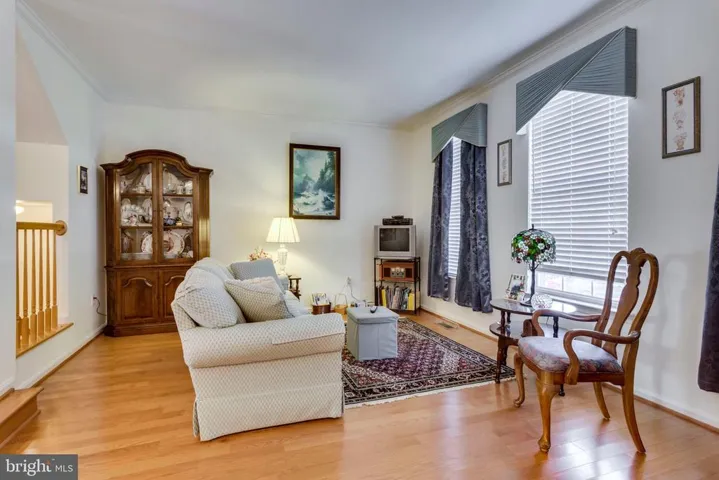 6328 Dunman Way, Alexandria, Virginia 22315