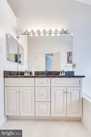 6328 Dunman Way, Alexandria, Virginia 22315