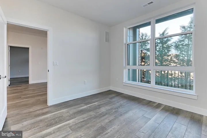 1761 Old Meadow Rd #214, Mclean, Virginia 22102
