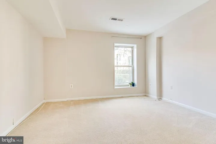 5201 Duke St #102, Alexandria, Virginia 22304