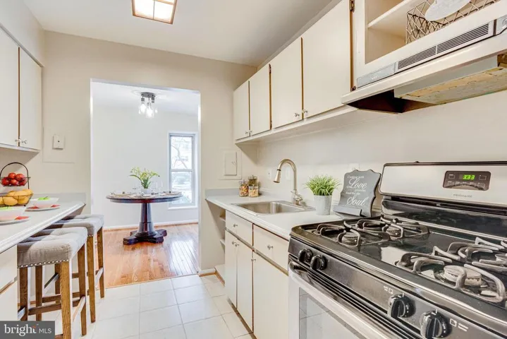 5201 Duke St #102, Alexandria, Virginia 22304