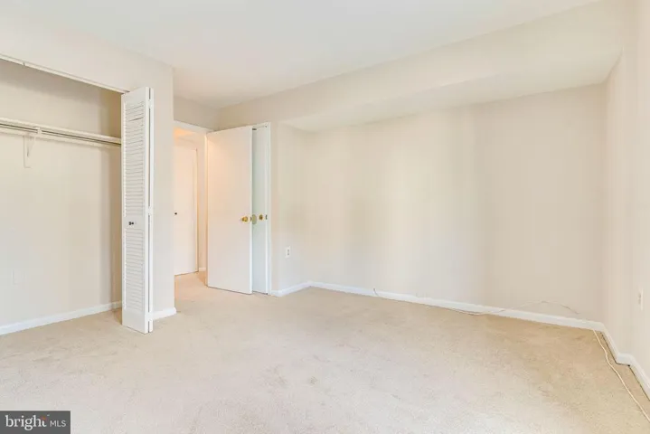 5201 Duke St #102, Alexandria, Virginia 22304