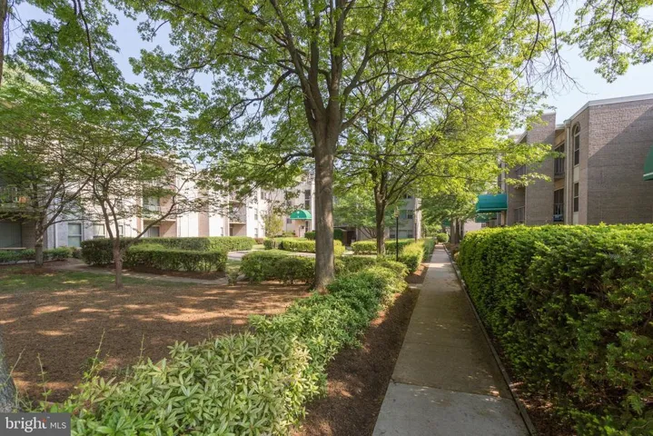 5201 Duke St #102, Alexandria, Virginia 22304