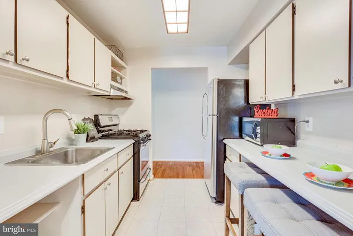 5201 Duke St #102, Alexandria, Virginia 22304