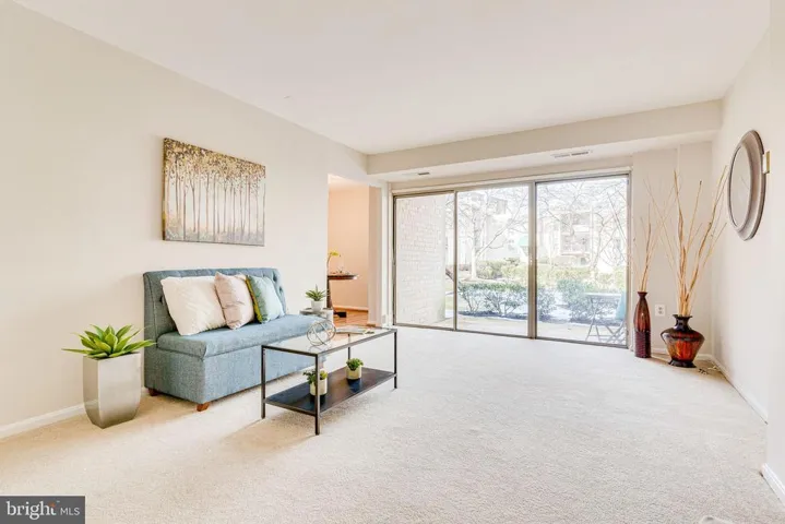 5201 Duke St #102, Alexandria, Virginia 22304