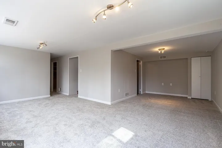 7420 Annanwood Ct, Annandale, Virginia 22003