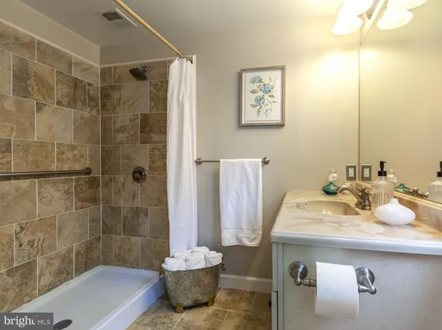 7420 Annanwood Ct, Annandale, Virginia 22003
