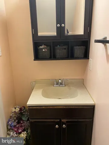 8380 Hunter Murphy Cir, Alexandria, Virginia 22309