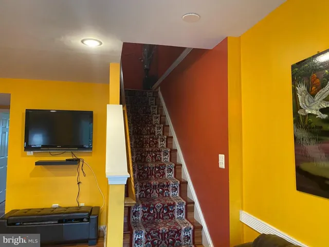 8380 Hunter Murphy Cir, Alexandria, Virginia 22309