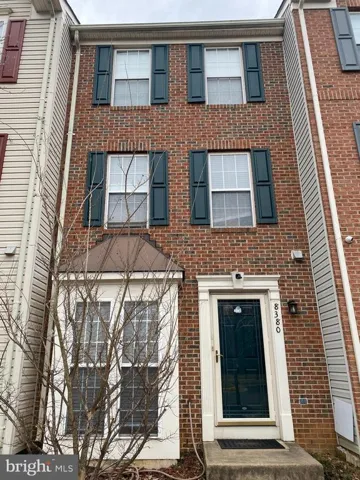 8380 Hunter Murphy Cir, Alexandria, Virginia 22309