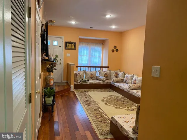 8380 Hunter Murphy Cir, Alexandria, Virginia 22309