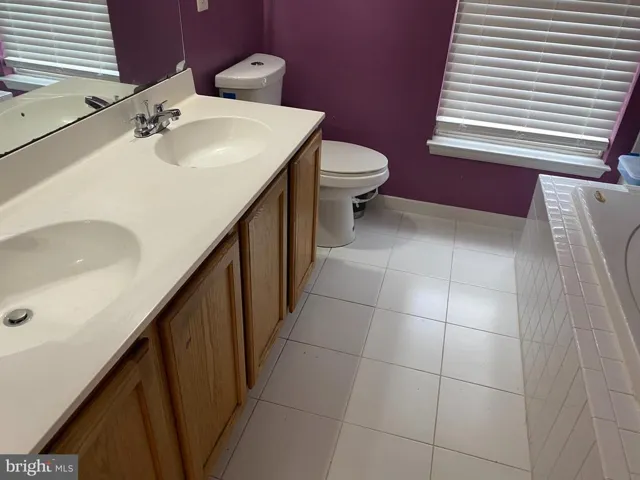 8380 Hunter Murphy Cir, Alexandria, Virginia 22309