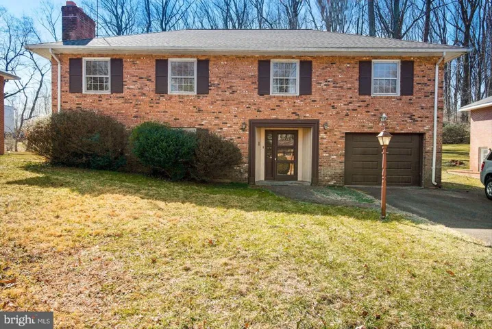 6643 Kirby Ct, Falls Church, Virginia 22043