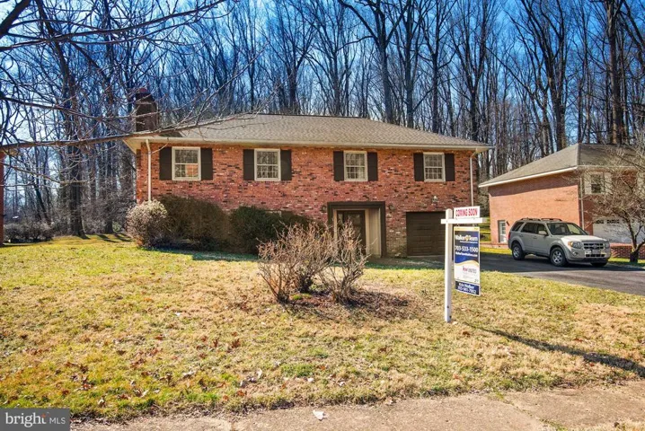 6643 Kirby Ct, Falls Church, Virginia 22043