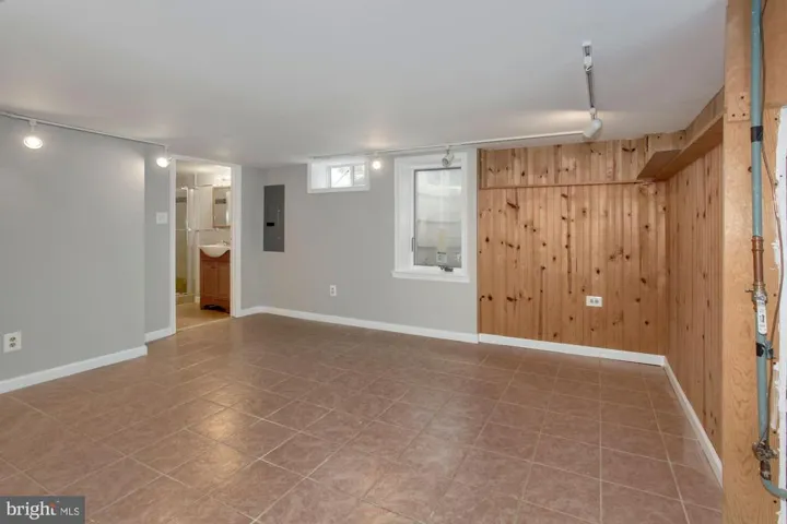 2022 21st St N, Arlington, Virginia 22201