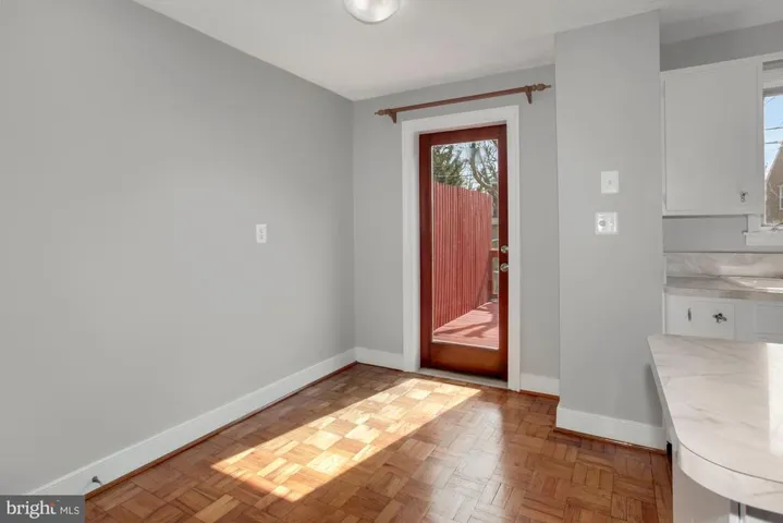 2022 21st St N, Arlington, Virginia 22201