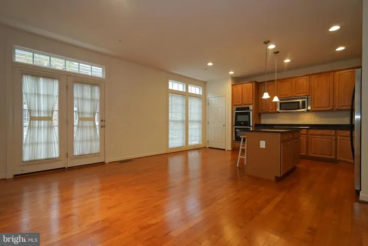 7981 Reserve Way, Vienna, Virginia 22182