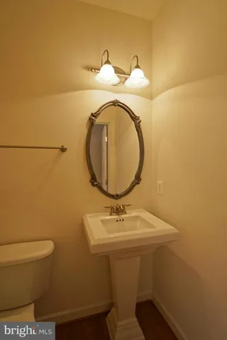 7981 Reserve Way, Vienna, Virginia 22182
