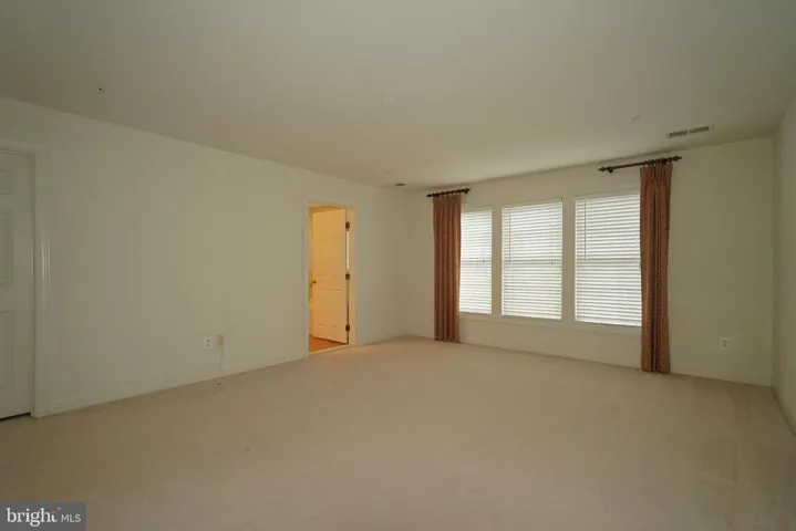 7981 Reserve Way, Vienna, Virginia 22182