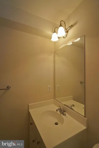 7981 Reserve Way, Vienna, Virginia 22182