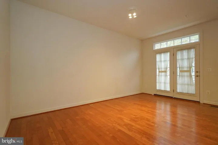 7981 Reserve Way, Vienna, Virginia 22182