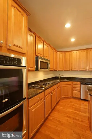 7981 Reserve Way, Vienna, Virginia 22182