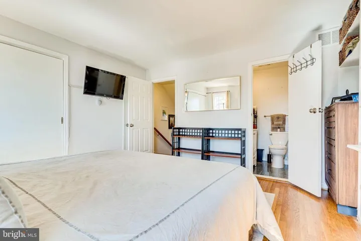 1016-1/2 Oronoco St, Alexandria, Virginia 22314