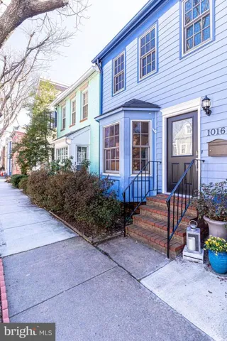 1016-1/2 Oronoco St, Alexandria, Virginia 22314