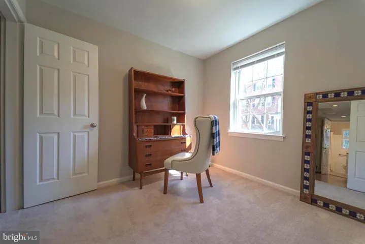 6502 Boulevard Vw #a1, Alexandria, Virginia 22307