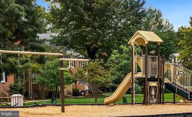 6502 Boulevard Vw #a1, Alexandria, Virginia 22307